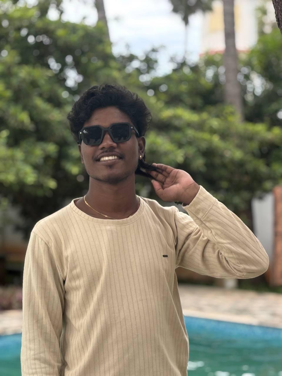 விபத்தில் மூளைச்சாவு அடைந்த மாணவர் – உறுப்புகள் தானம் செய்து ஏழு பேருக்கு புதிய வாழ்க்கை வழங்கிய குடும்பம்