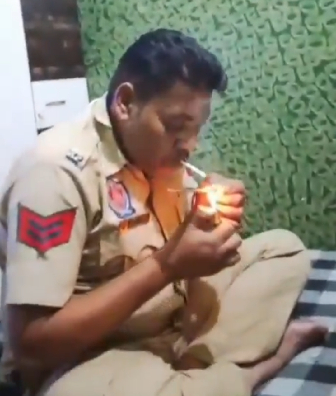 பஞ்சாப் ஹோஷியார்பூரில் காவல் ஆய்வாளர் போதைப்பொருள் உட்கொளும் வீடியோ வைரல் – விசாரணை தீவிரம்